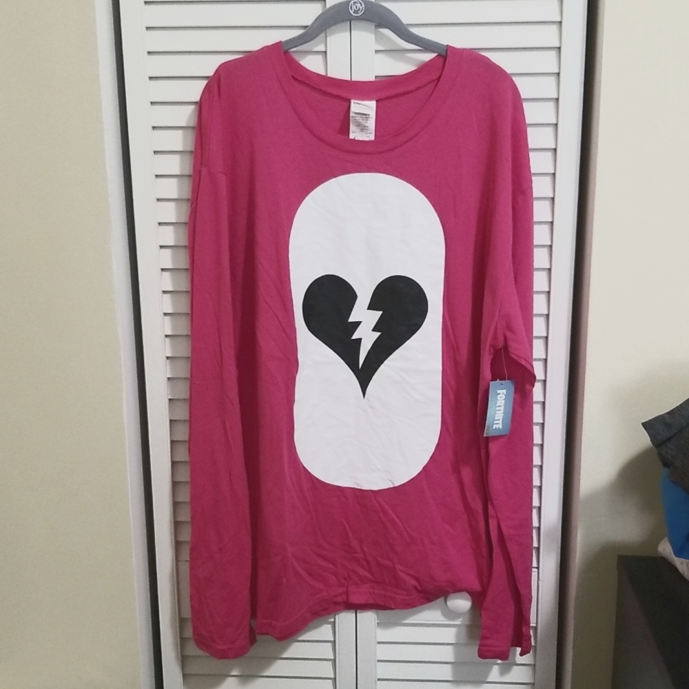 Long sleeve Fortnite tshirt